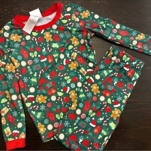 BUILD-A-BEAR CHRISTMAS PJS - GIRLS 10